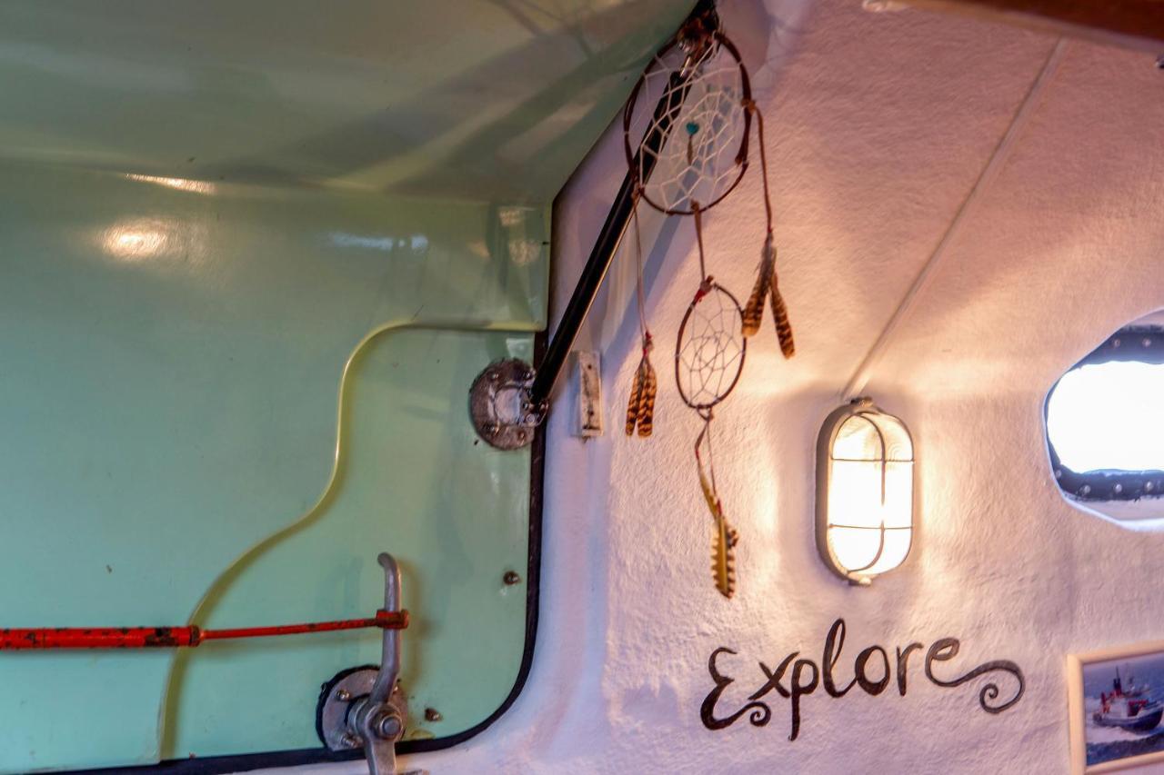 Polarstern - Unique Boatstay! โมนนิคเคินดาม ภายนอก รูปภาพ