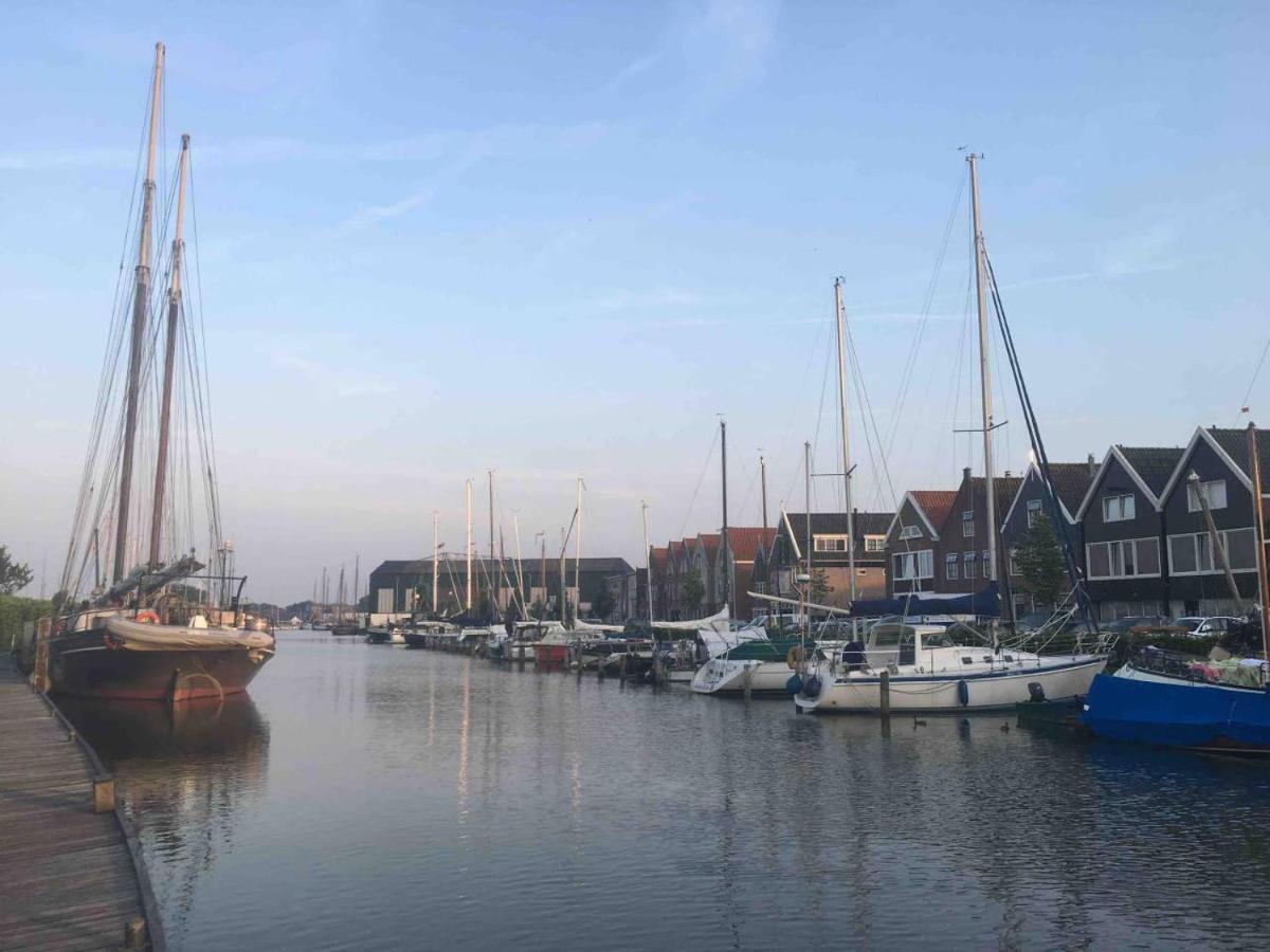 Polarstern - Unique Boatstay! โมนนิคเคินดาม ภายนอก รูปภาพ